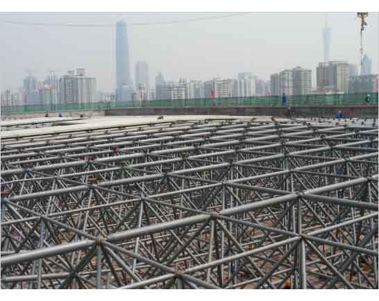 德惠新建铁路干线广州调度网架工程